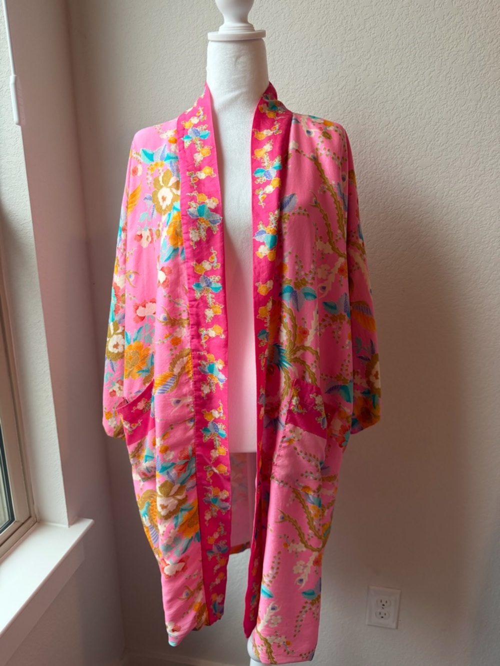 Pink Floral Silk kimono Japan